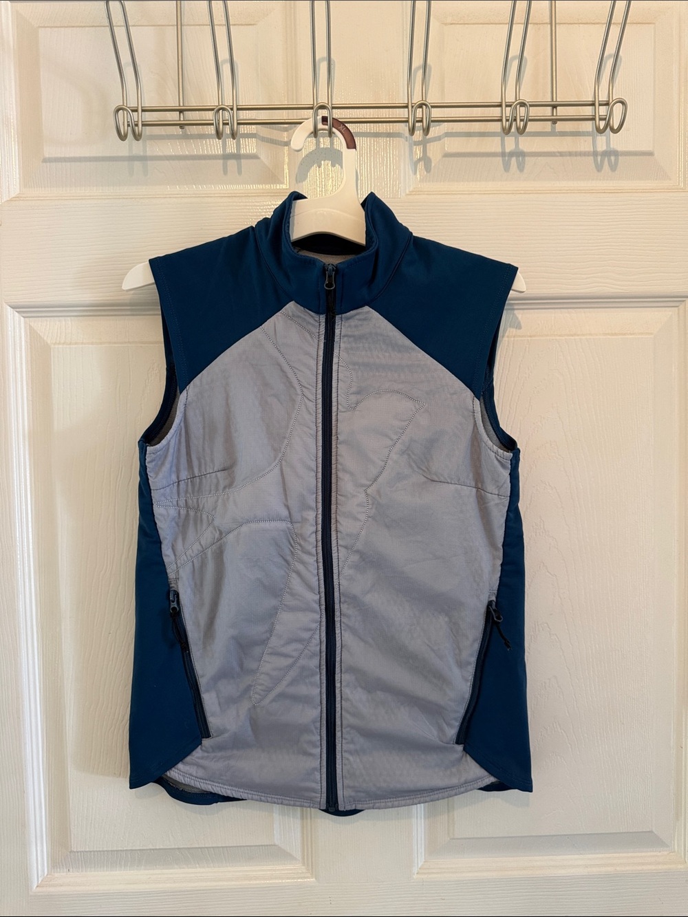 oiselle Flyout running Vest